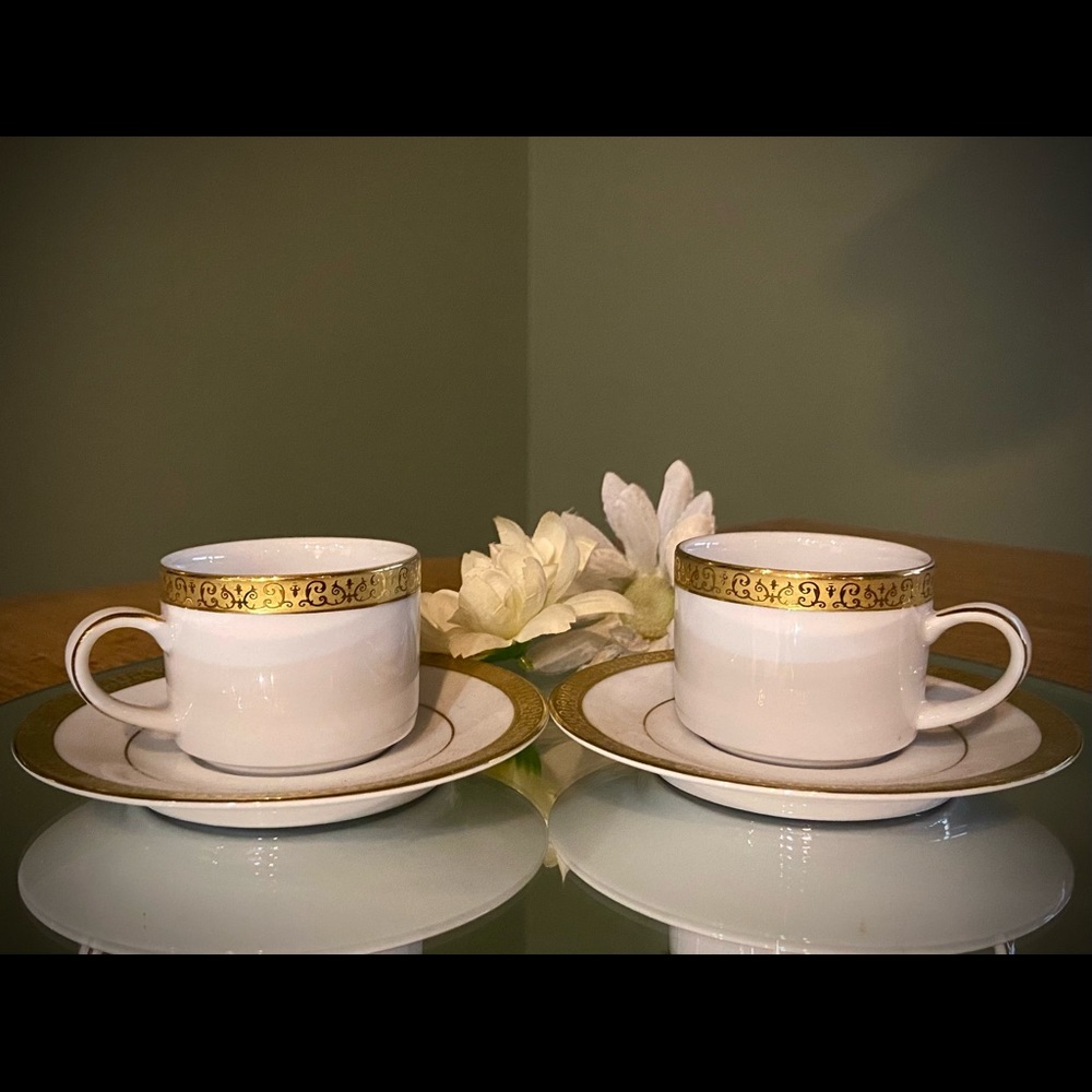 24k Gold-Rimmed Porcelain Espresso Set, 4-Piece Set for 2, Like New; Last One!